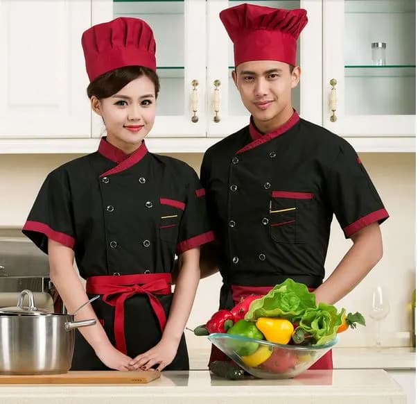 Đồng phục phục vụ nhà hàng: chọn vải và form đúng nghề