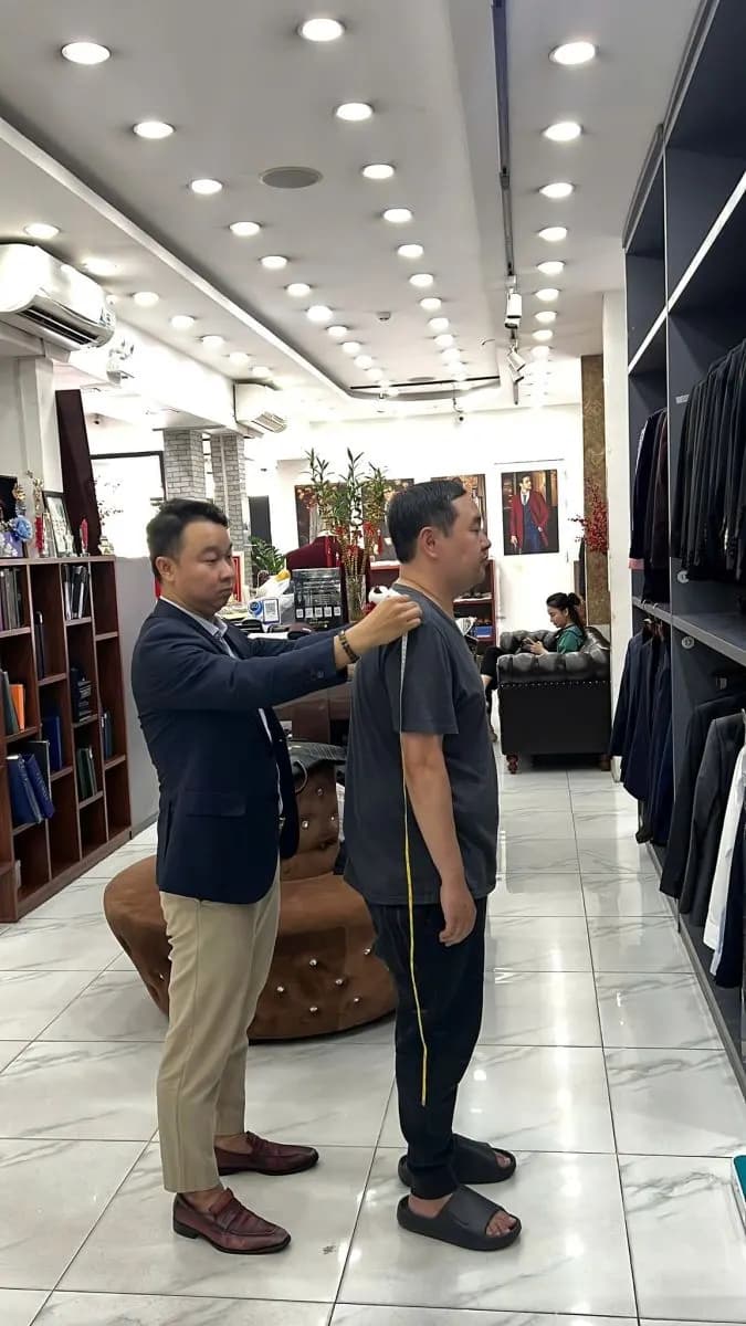 Buổi may đo tại showroom Mon Amie diễn ra thế nào?