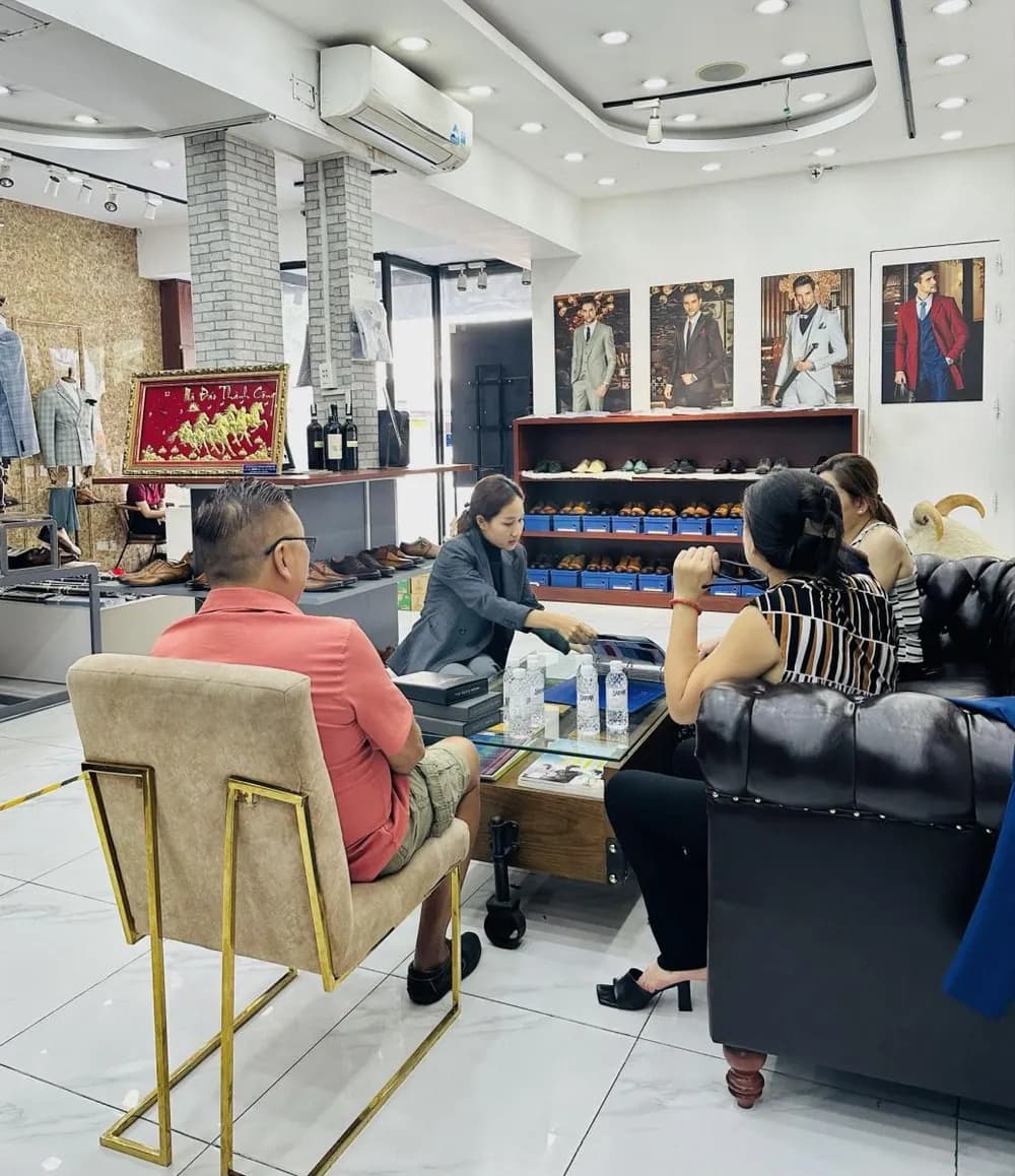 Đến showroom Mon Amie: một buổi thử đo diễn ra thế nào