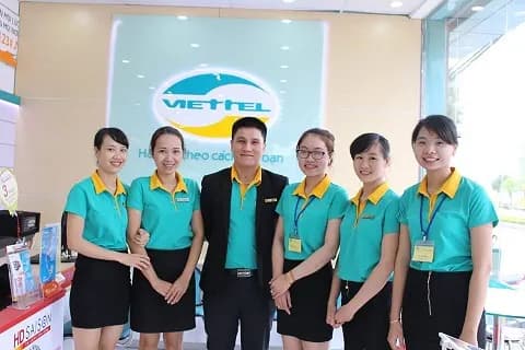 May đồng phục áo thun cao cấp: chọn vải và kỹ thuật
