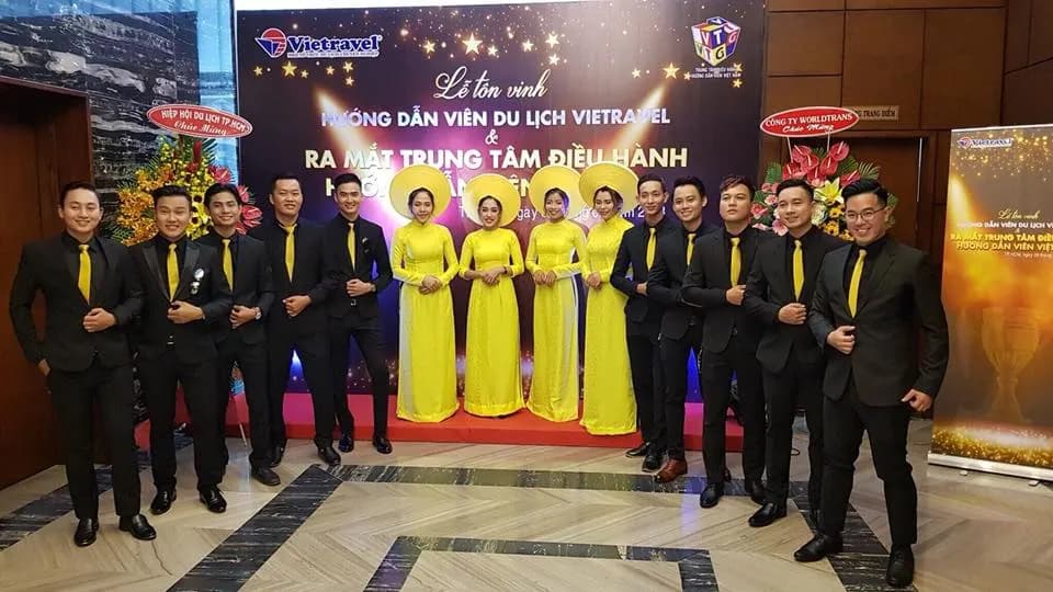 May đồng phục tại TP.HCM: quy trình, thời gian và ngân sách