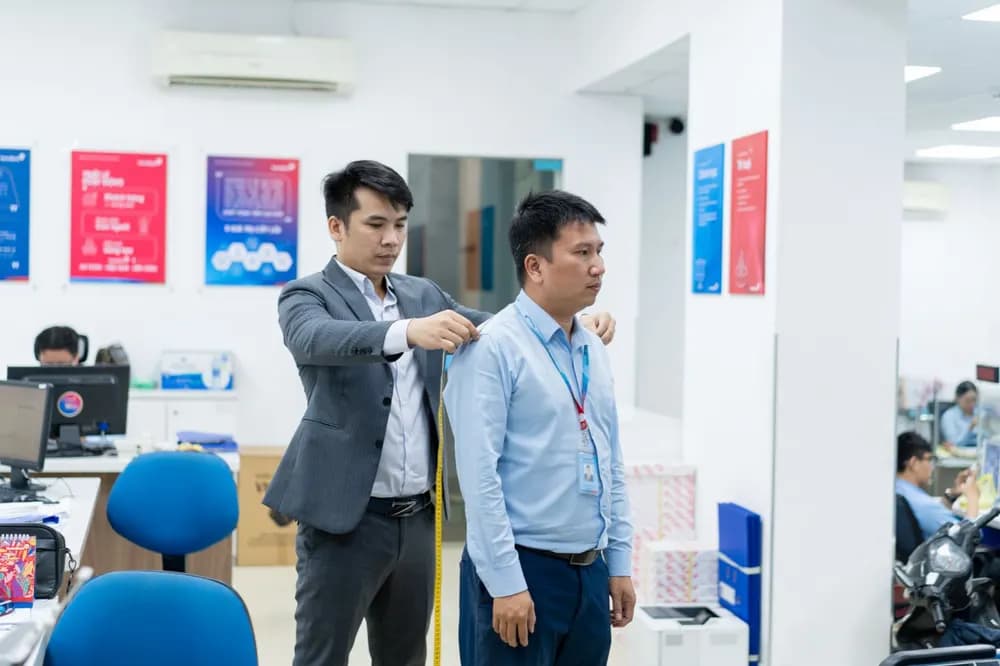 Mon Amie may đồng phục cho các chi nhánh VietinBank TP.HCM