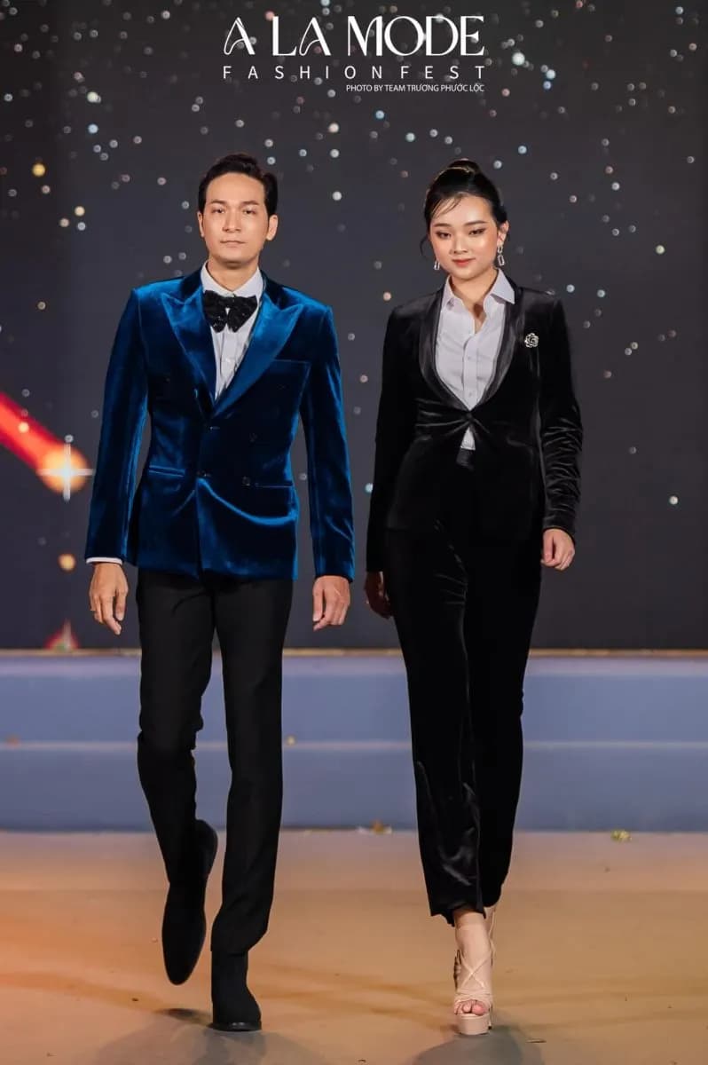 Suit dành cho nữ doanh nhân hiện đại