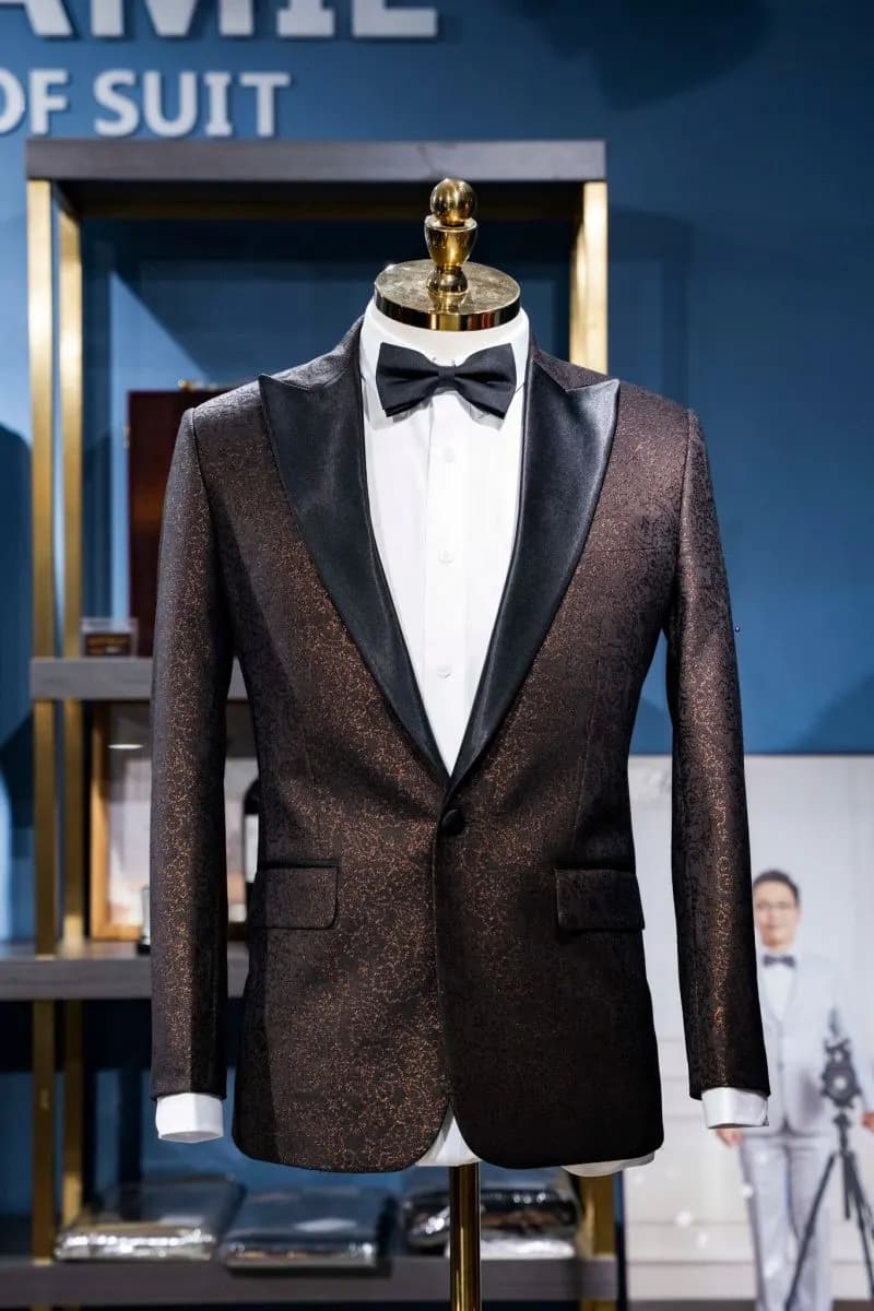 Suit không chỉ cho lễ cưới: 3 dịp nên mặc và cách phối