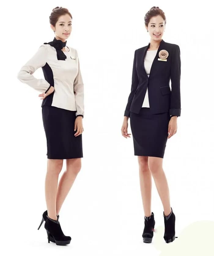 Bộ vest váy nữ công sở: chọn kiểu, chọn form, chọn vải