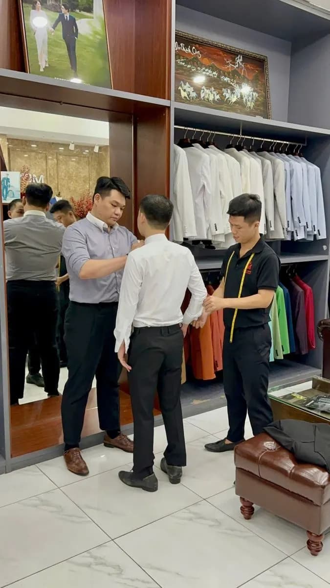 Một buổi cuối tuần tại showroom Mon Amie