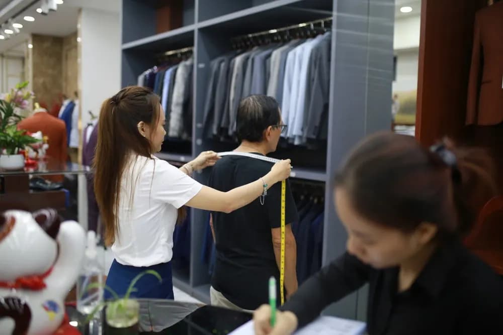 Mùa cao điểm may Suit: nên đặt trước bao lâu là vừa