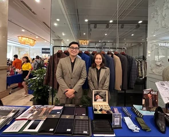 Mon Amie tại 9th Monthly B2B tháng 7/2024, Khách sạn Rex