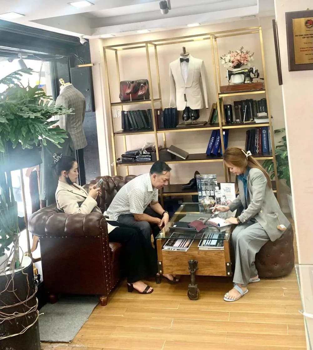 Đến showroom Mon Amie: một buổi đo may diễn ra thế nào