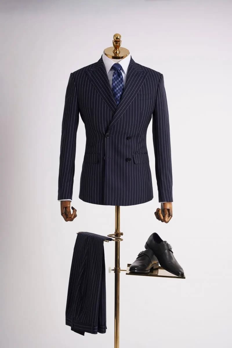 Suit may sẵn: khi nào nên chọn thay vì đặt may đo