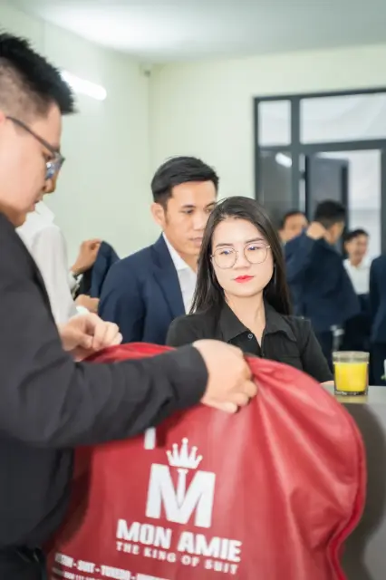 Mon Amie may đồng phục cho Á Đông Land — 12/51