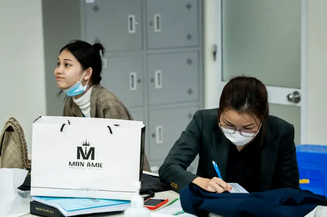 Mon Amie may đồng phục cho Bệnh viện Hoàn Mỹ Sài Gòn — 8/10