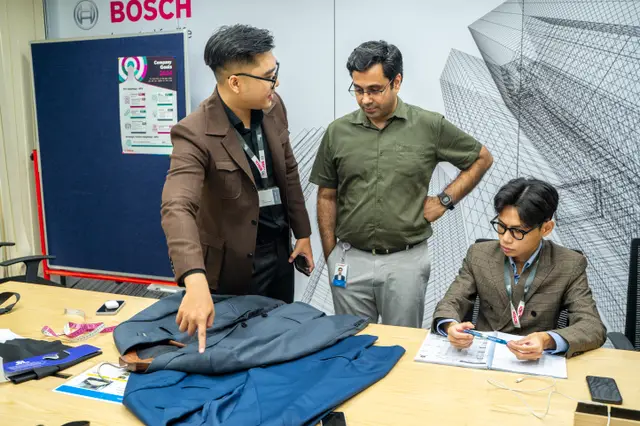 Mon Amie may đồng phục cho BOSCH — 8/10
