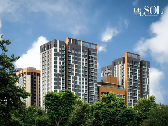 Mon Amie may đồng phục cho CapitaLand — 3/5