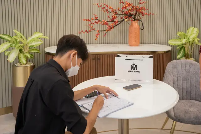 Mon Amie may đồng phục cho Đại Quang Minh — 6/7