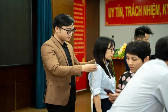 Mon Amie may đồng phục cho Công ty Dịch vụ Công ích Quận 4 — 8/10