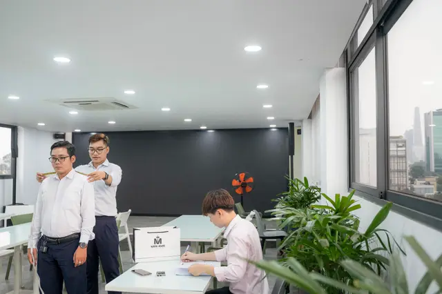 Mon Amie may đồng phục cho ERAS Group — 7/11