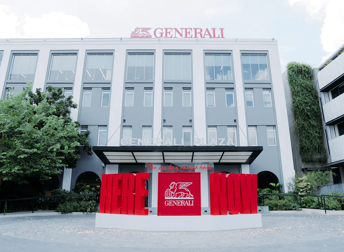 Mon Amie may đồng phục cho Generali — 1/5