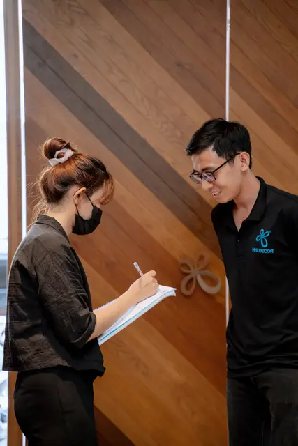 Mon Amie may đồng phục cho HHL Decor — 8/9