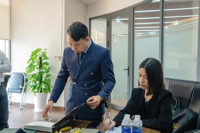 Mon Amie may đồng phục cho Tập đoàn KIDO — 16/27