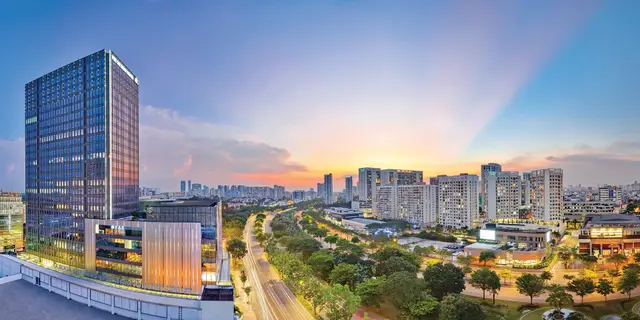 Mon Amie may đồng phục cho Phú Mỹ Hưng — 2/5