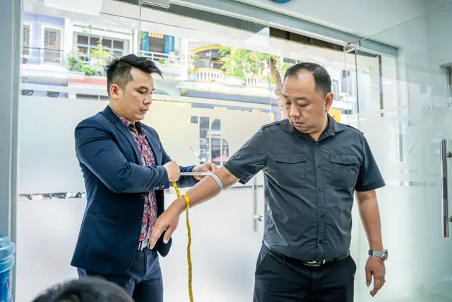 Mon Amie may đồng phục cho Viện Phát triển Nguồn nhân lực và Kinh doanh — UEH — 8/11