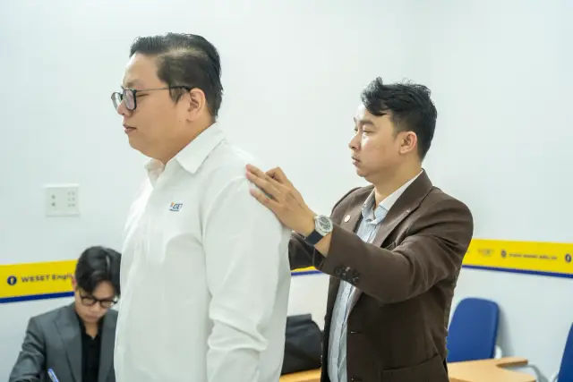 Mon Amie may đồng phục cho Weset English Center — 6/35