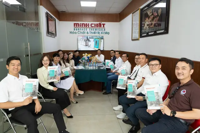 Mon Amie may đồng phục cho YBA Chợ Lớn — 4/4