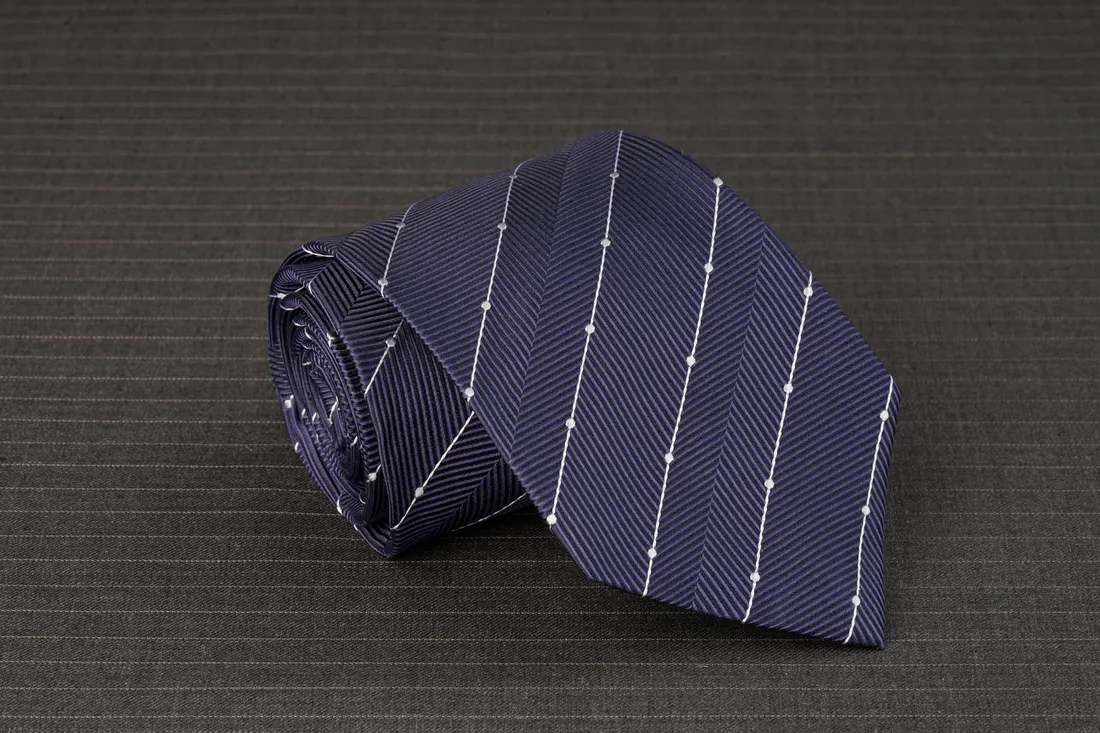 Cà vạt 50% lụa · 32 — 1/1