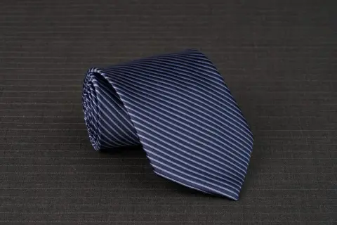 Cà vạt 50% lụa · 50