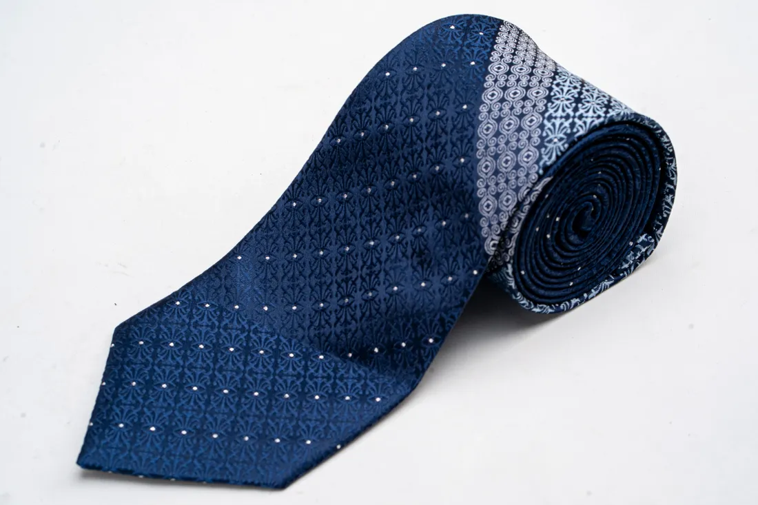 Cà vạt lụa 100% · 32 — 1/1