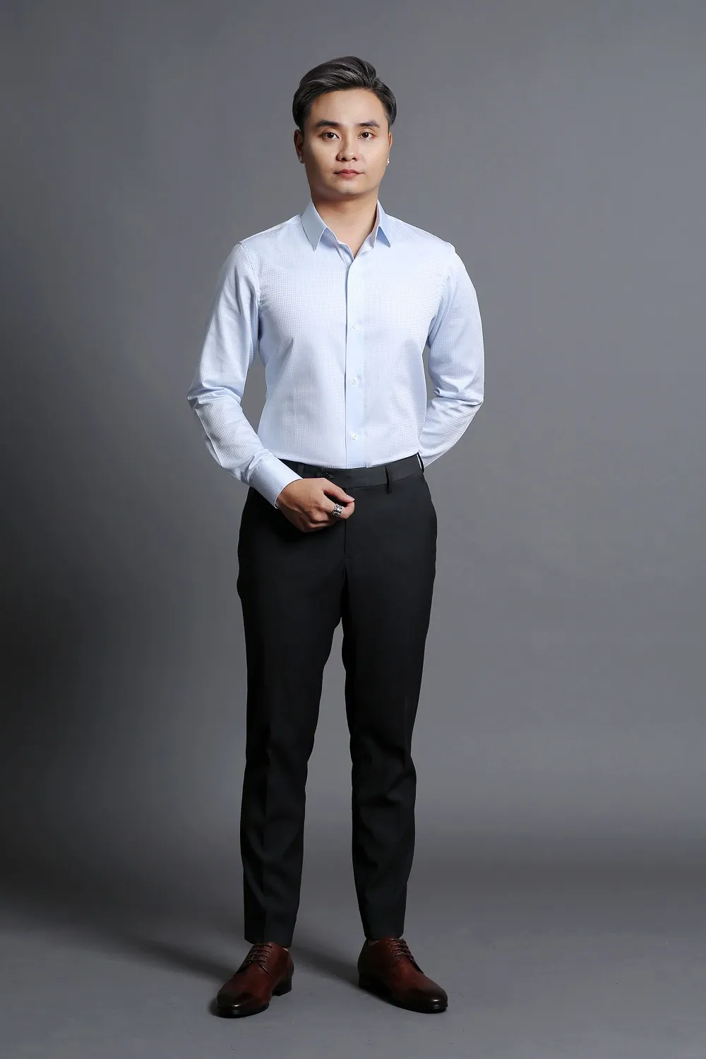 Đồng Phục Áo Sơ Mi Nam Trắng — 1/2