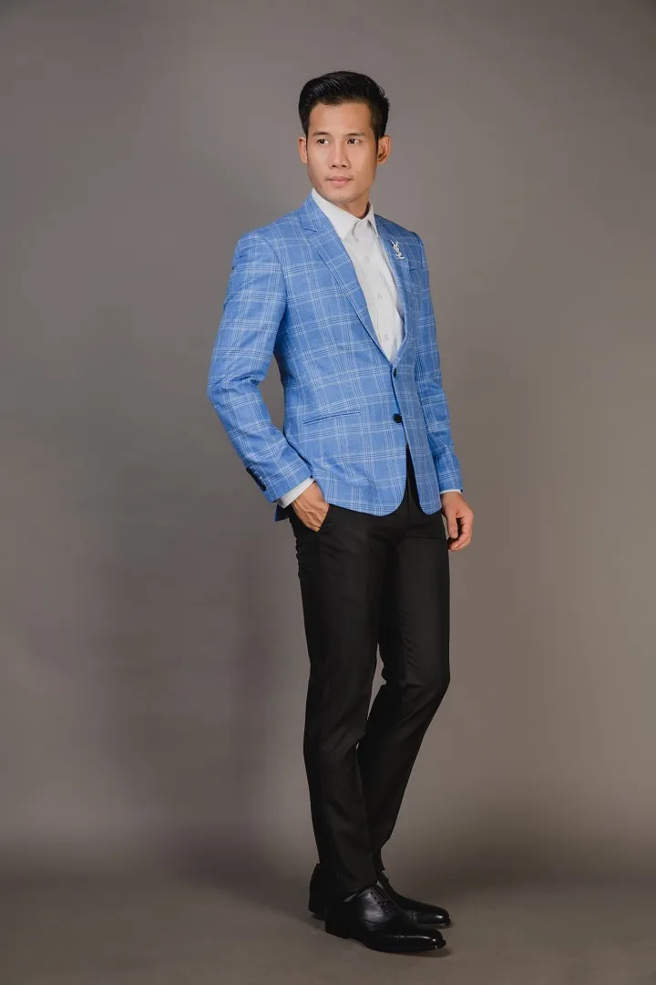 Blazer nam · 11 — 1/1