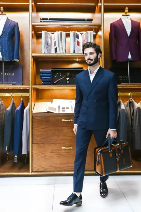 Suit doanh nhân · 03
