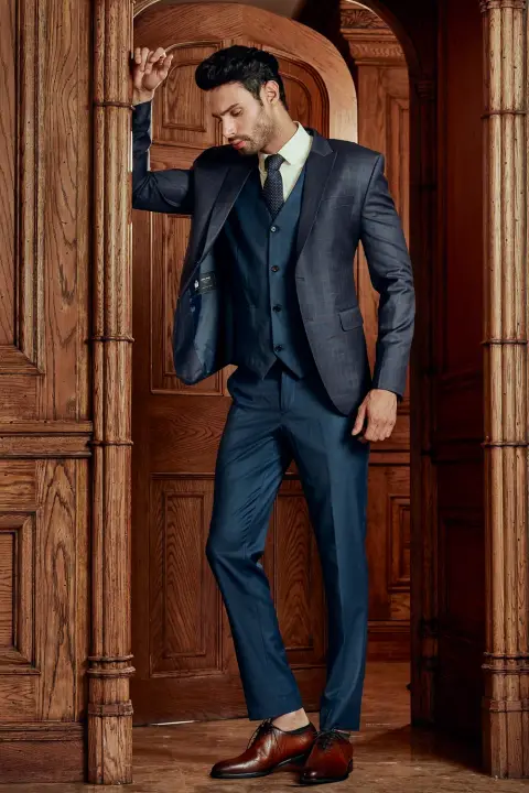 Suit doanh nhân · 37