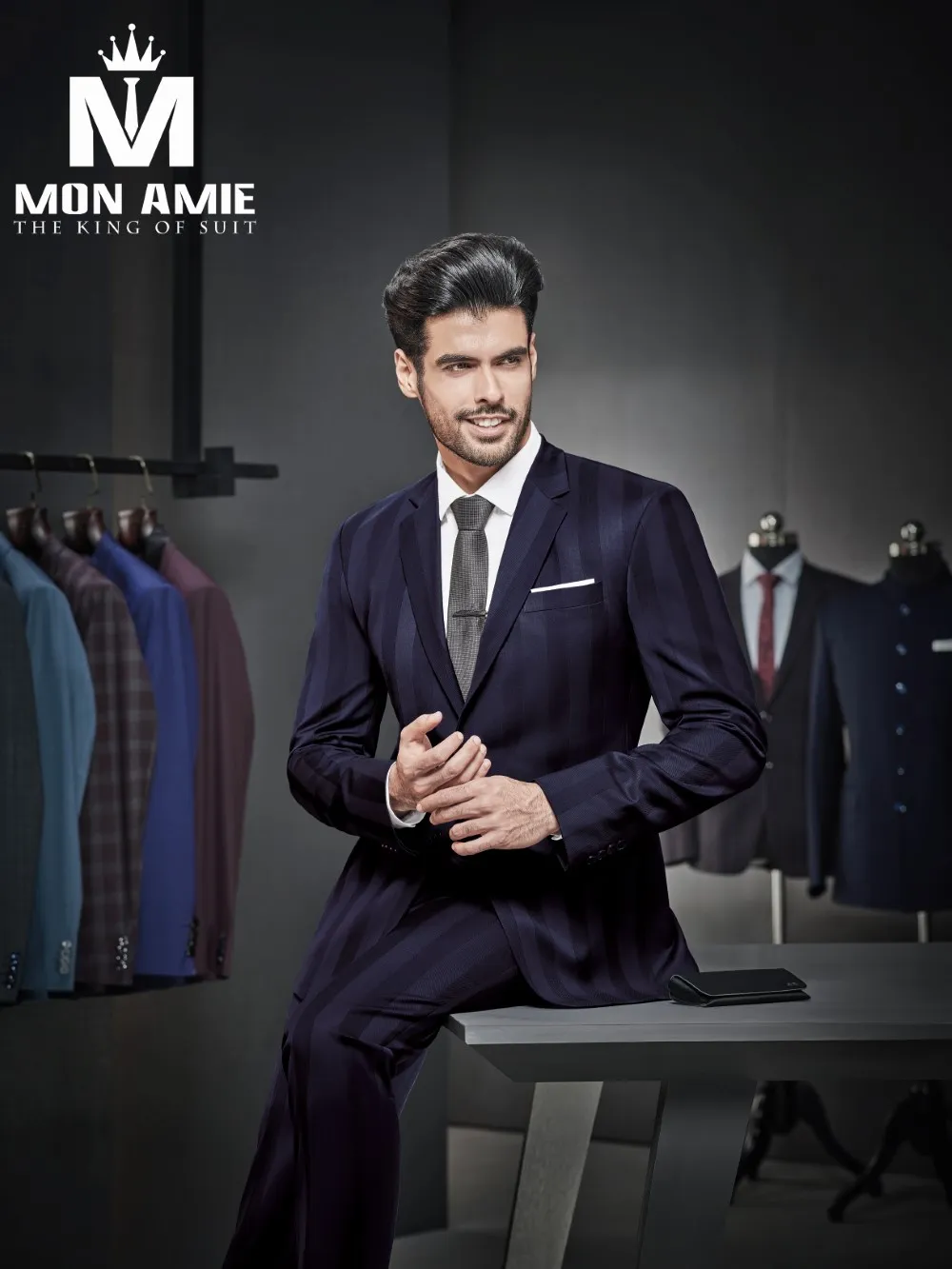 Suit doanh nhân — 1/1