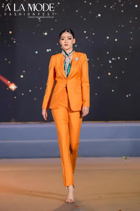 Suit Nữ Mon Amie