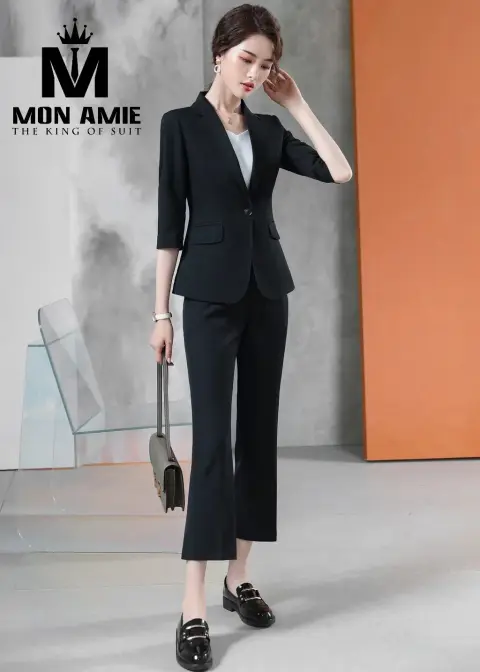 Vest nữ đen tay lửng, quần ống loe — PN1746