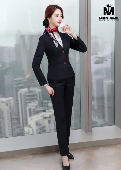 Vest nữ navy, khăn lụa đỏ, quần tây — PN1953